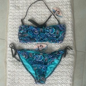 NWT - Bingo surf 2 piece bikini.
